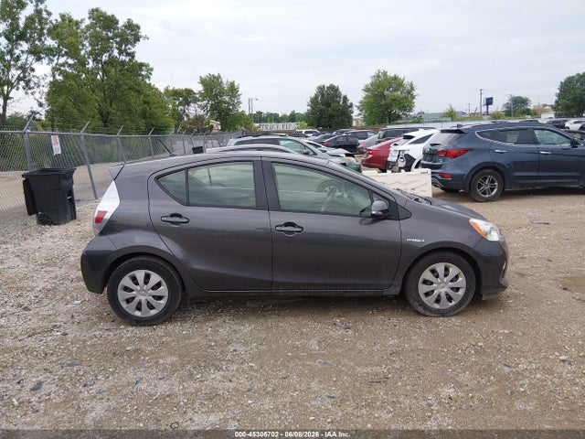 Toyota Prius c Two