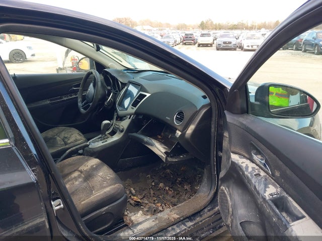 Chevrolet Cruze 1lt Auto