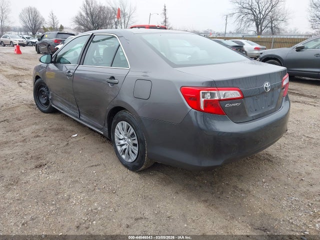Toyota Camry Le