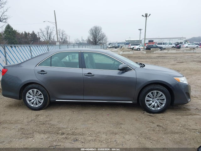Toyota Camry Le