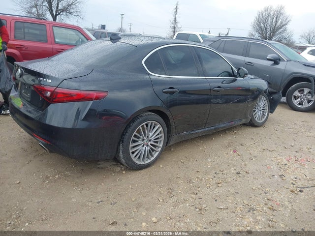 Alfa Romeo Giulia Ti Awd