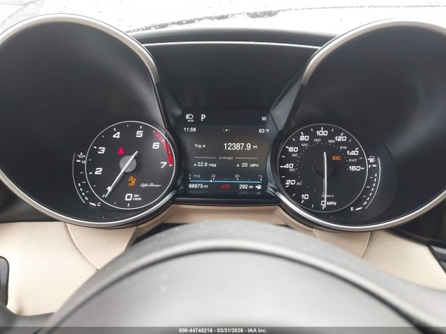 Alfa Romeo Giulia Ti Awd