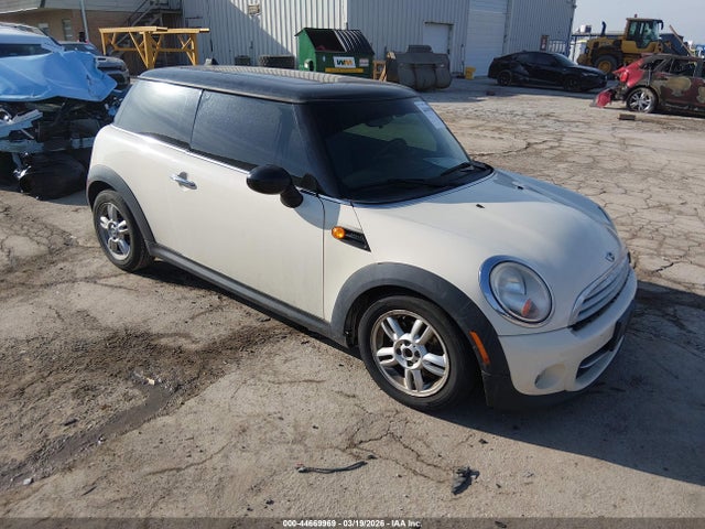 Salvage MINI Hardtop Image