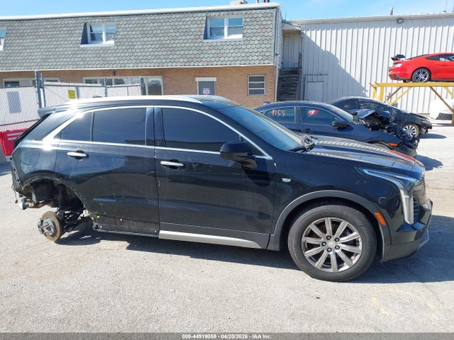 Cadillac XT4 Premium Luxury