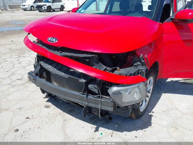 Kia Soul Lx