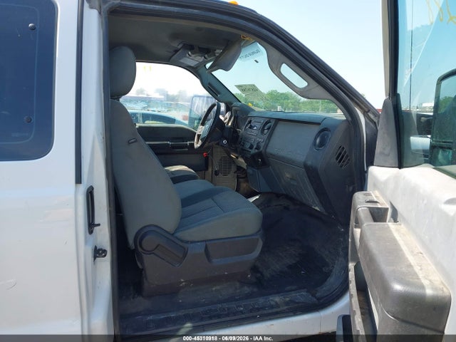 Ford F-350 Xl