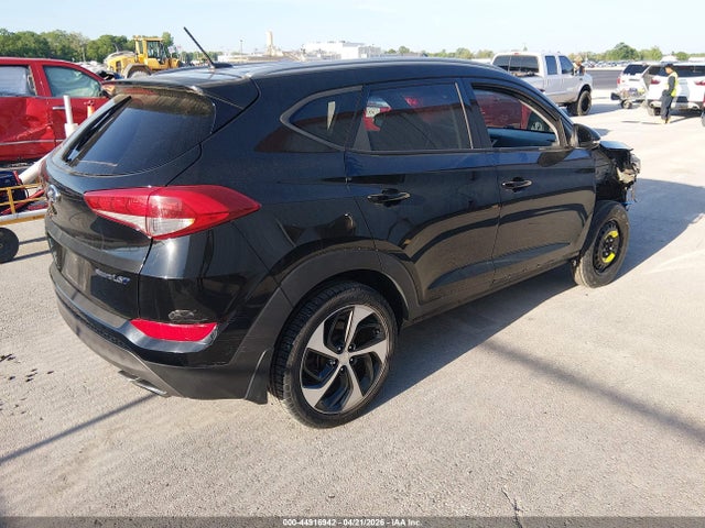 Hyundai TUCSON Sport