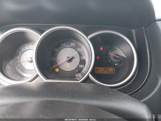 Nissan Versa 1.8s