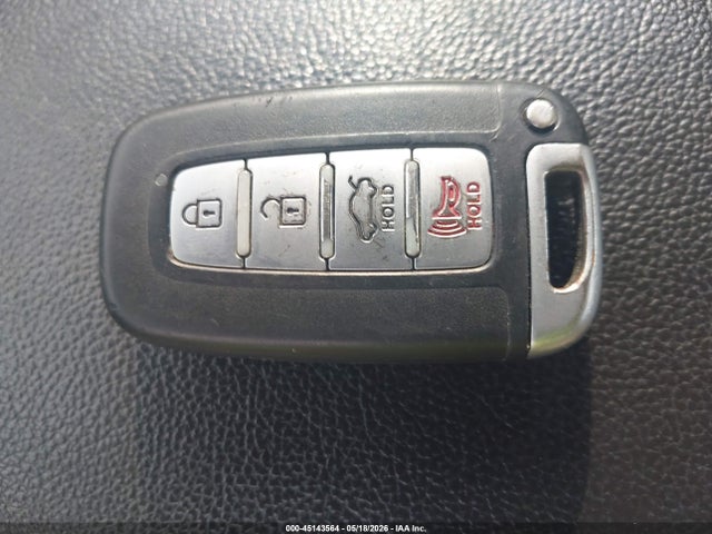 Hyundai ELANTRA Limited