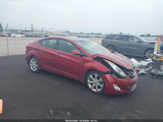 Salvage Hyundai ELANTRA Image