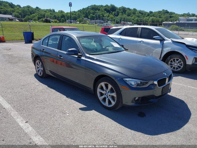 Salvage BMW 3 Series Image