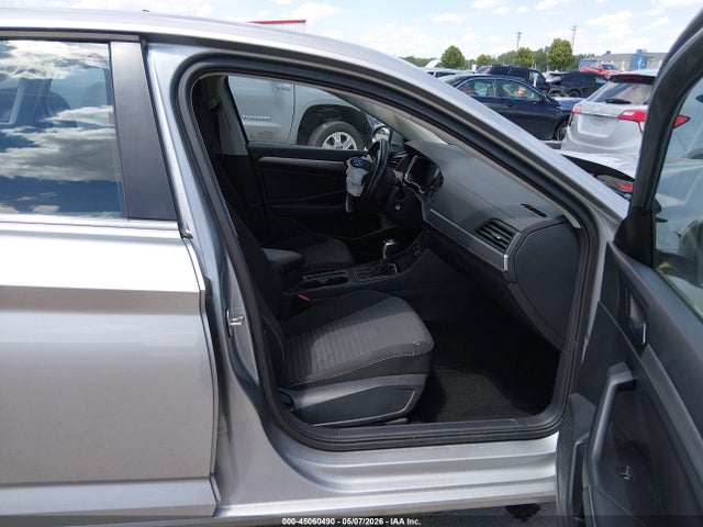 Volkswagen Jetta 1.5t S