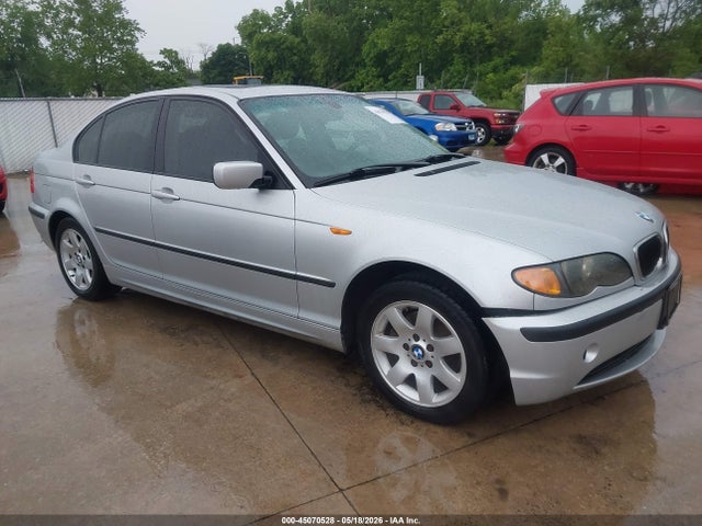 Salvage BMW 3 Series Image