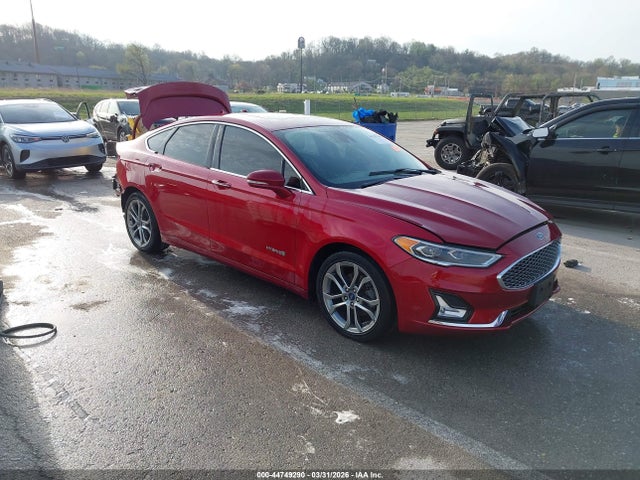 Salvage Ford Fusion Image