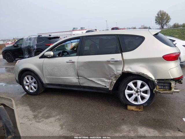 Subaru B9 Tribeca Base 5-passenger