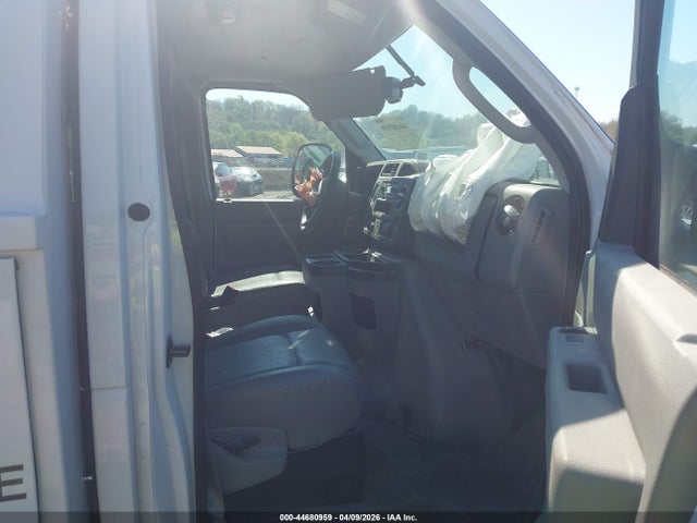 Ford E-350