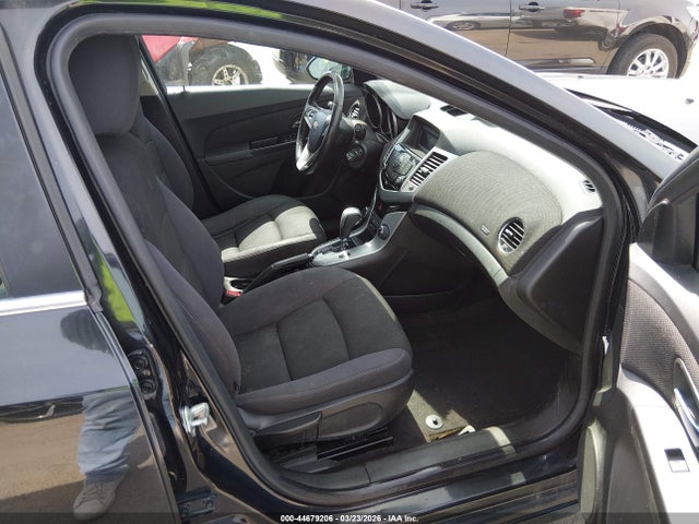 Chevrolet Cruze 1lt Auto