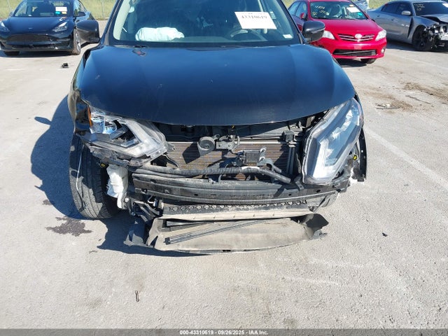Nissan Rogue Sv