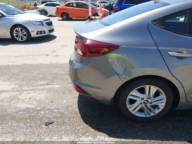 Hyundai ELANTRA Value Edition