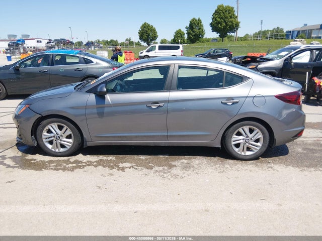 Hyundai ELANTRA Value Edition