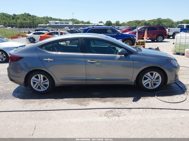 Hyundai ELANTRA Value Edition