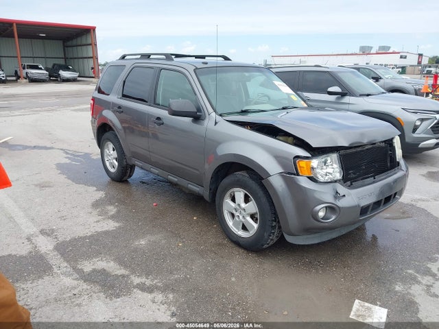 Salvage Ford Escape Image
