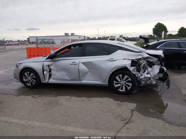 Nissan Altima S Fwd