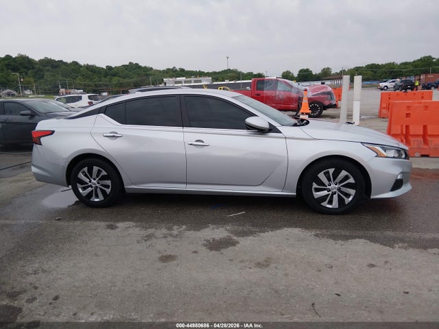 Nissan Altima S Fwd