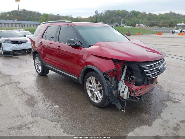 Salvage Ford Explorer Image