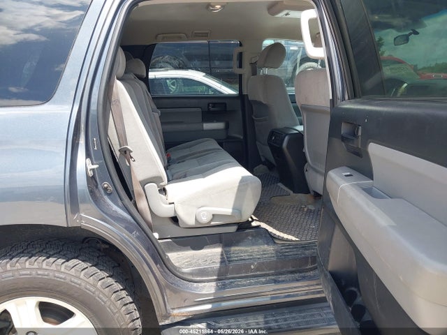 Toyota Sequoia Sr5 4.7l V8