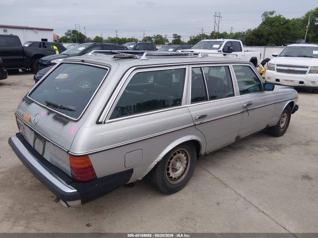 Mercedes-Benz 300 Tdt