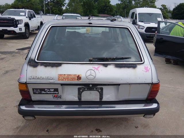 Mercedes-Benz 300 Tdt