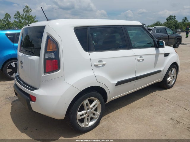 Kia Soul +