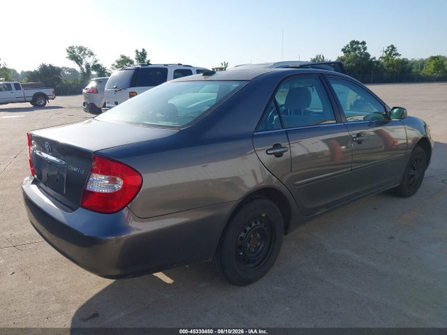 Toyota Camry Le
