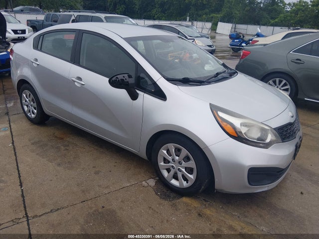 Salvage Kia Rio Image