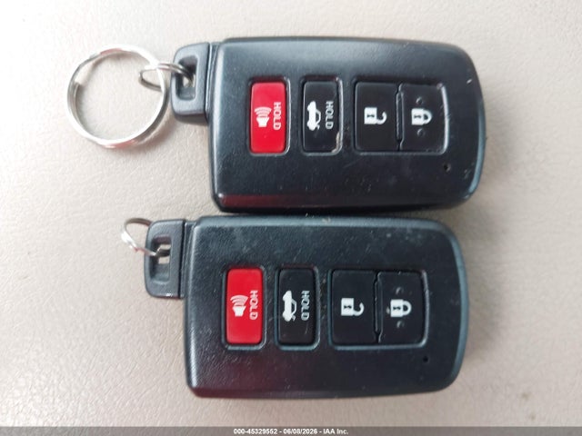 Toyota Camry Xle