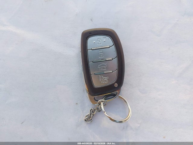 Hyundai ELANTRA Value Edition