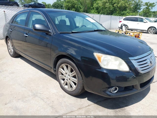 Salvage Toyota Avalon Image