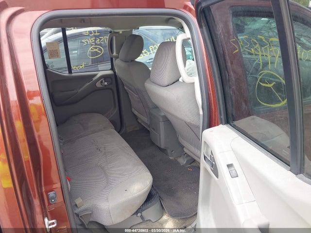 Nissan Frontier Sv