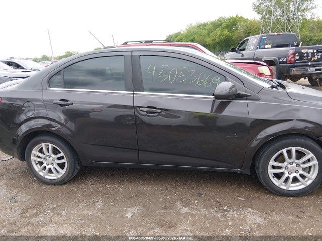 Chevrolet Sonic Lt Auto