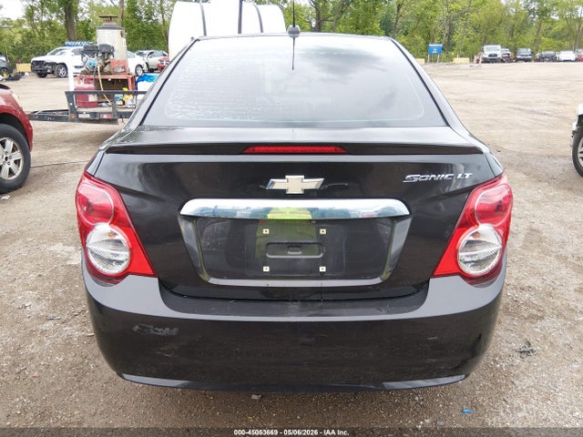Chevrolet Sonic Lt Auto