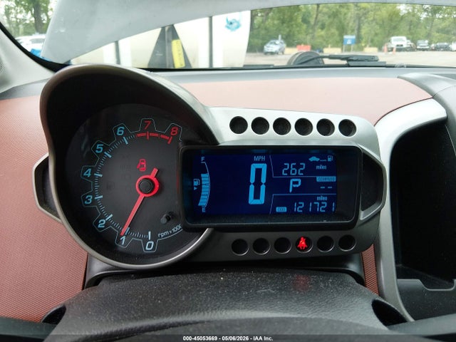 Chevrolet Sonic Lt Auto