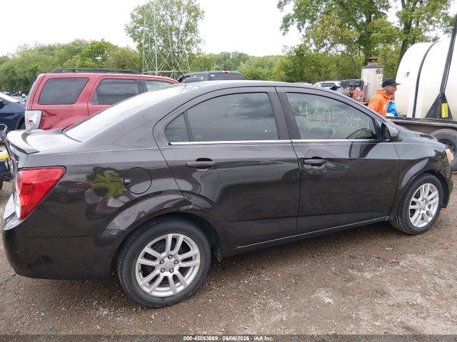 Chevrolet Sonic Lt Auto