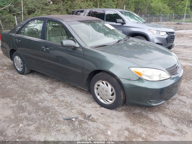 Salvage Toyota Camry Image