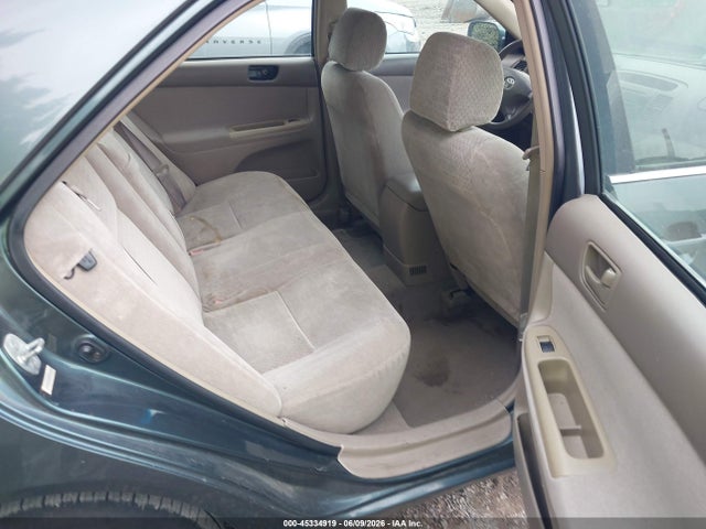 Toyota Camry Le