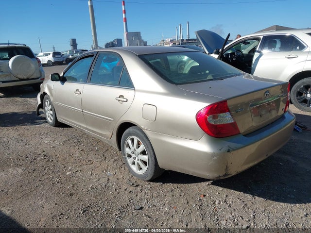 Toyota Camry Xle V6