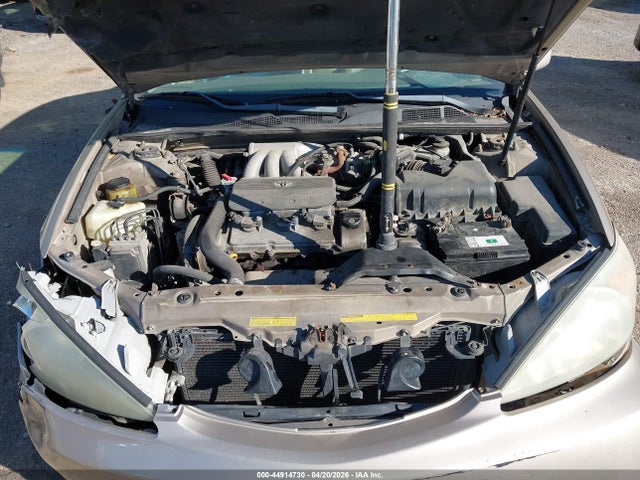 Toyota Camry Xle V6