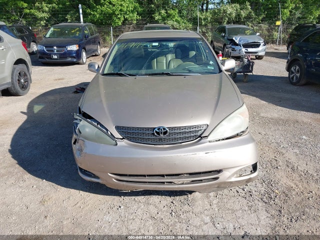 Toyota Camry Xle V6