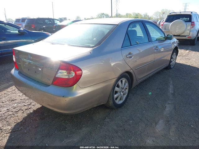 Toyota Camry Xle V6