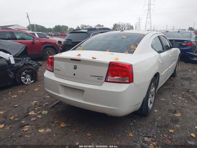 Dodge Charger Sxt
